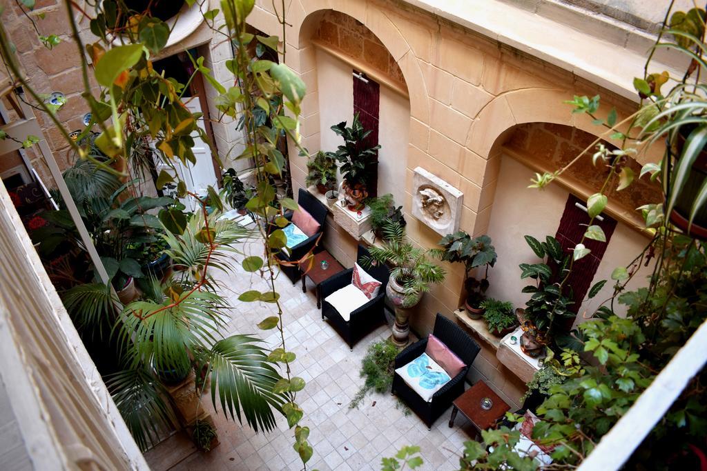 Palazzo Valletta Suites Exterior foto